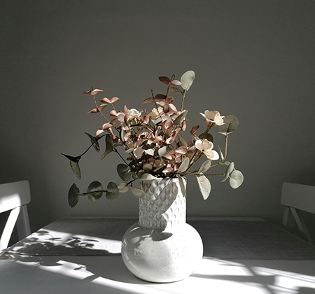 Dining Table Décor: Centrepieces That Aren’t Just Flowers