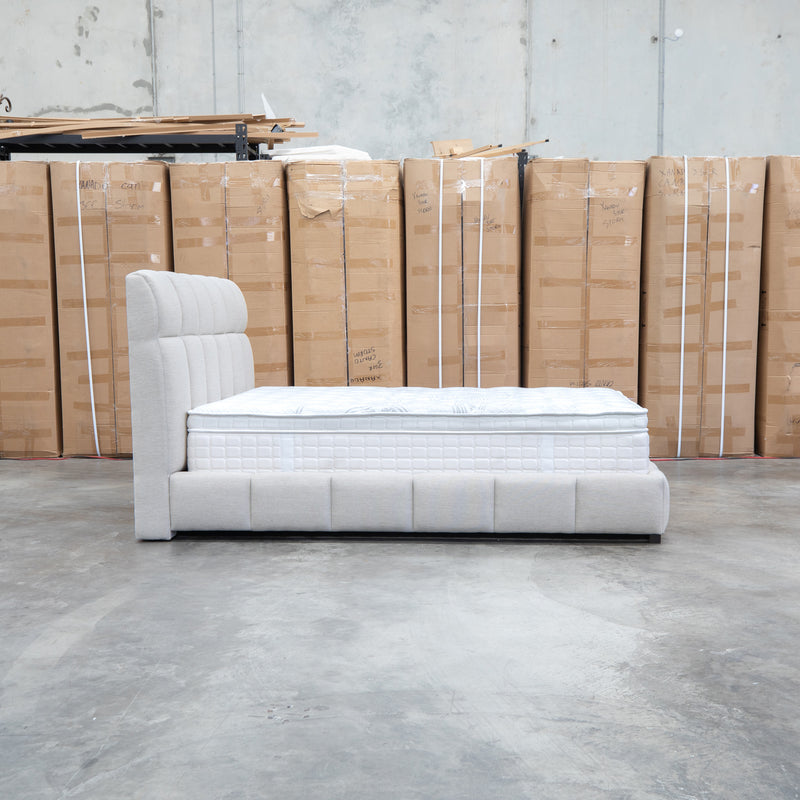 The Bailey Queen Upholstered Bed - Oat White