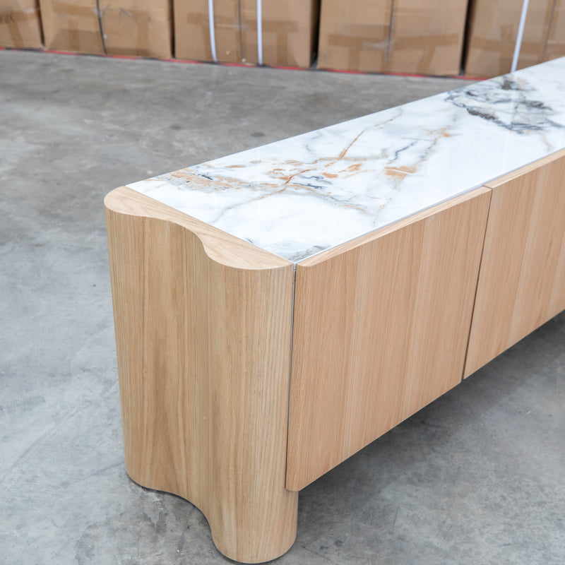 The Lorvani Sintered Stone Entertainment Unit