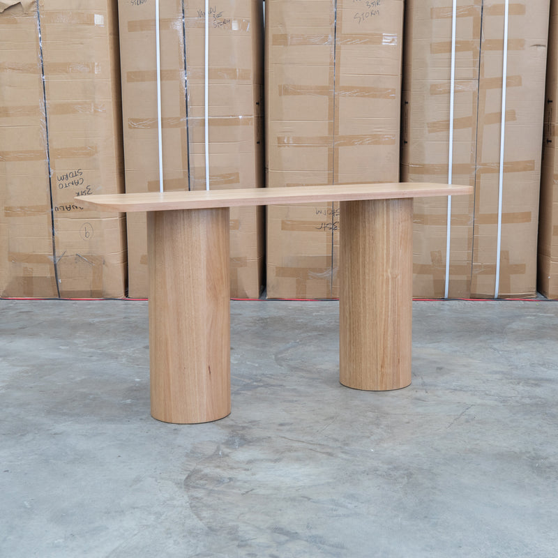 The Hastings Tasmanian Oak Hall Table