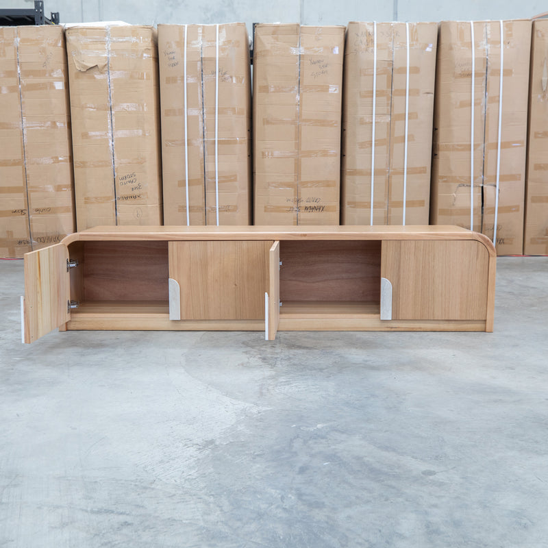 Hastings Tasmanian Oak Entertainment Unit