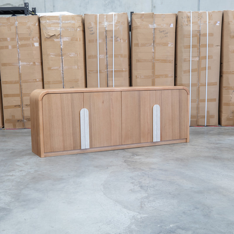 The Hastings Tasmanian Oak Buffet