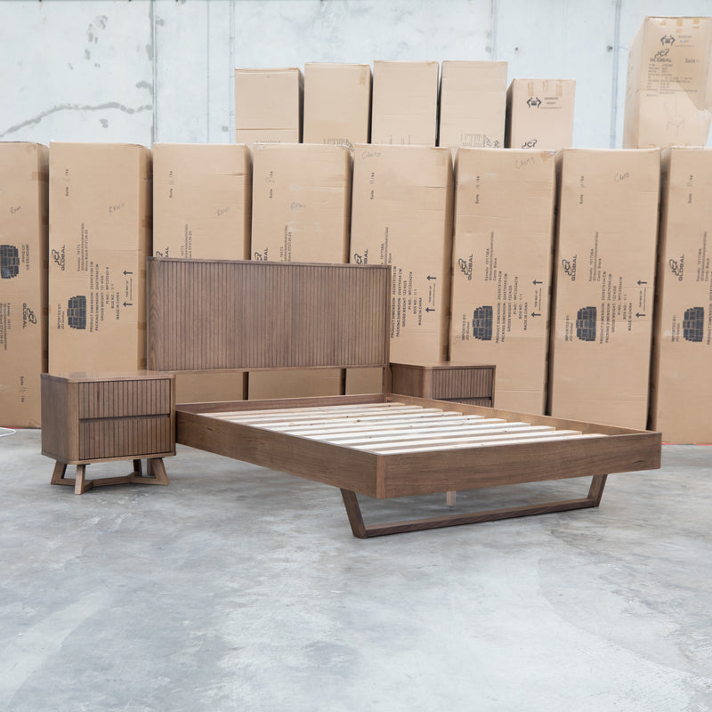The Santos Messmate Timber Queen Floating Bedframe - Aussie Smoke